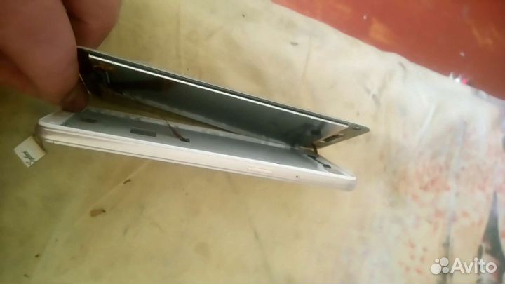 Телефон Oppo A37 4/64
