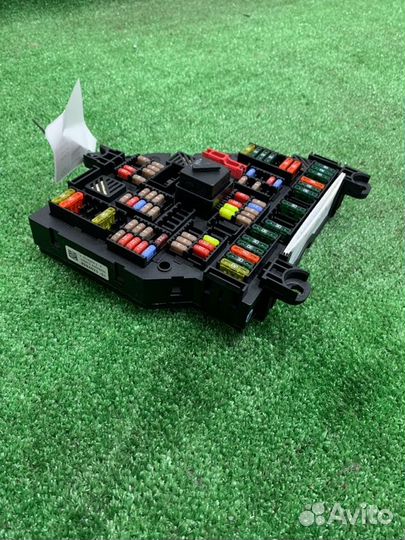 Блок предохранителей Bmw 520 F10 N20B20B 2012