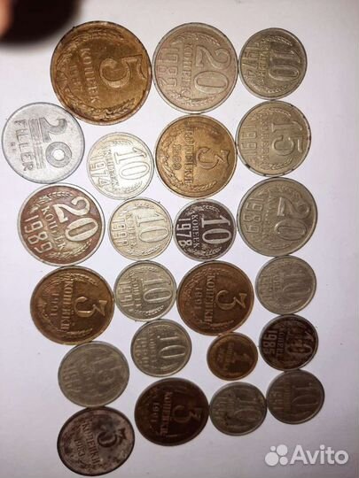 Продается монеты