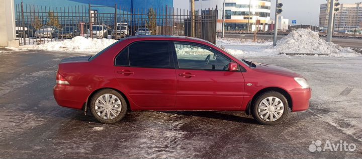 Mitsubishi Lancer 1.6 МТ, 2004, 280 000 км