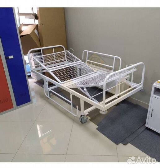Медицинская кровать