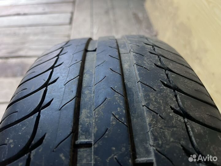 Bfgoodrich G-Grip 215/60 R16 99V