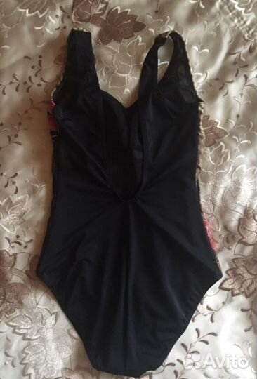 Купальник слитный