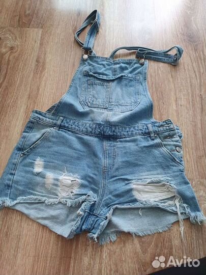 Продаю пакетом либо отдельно 42-44р