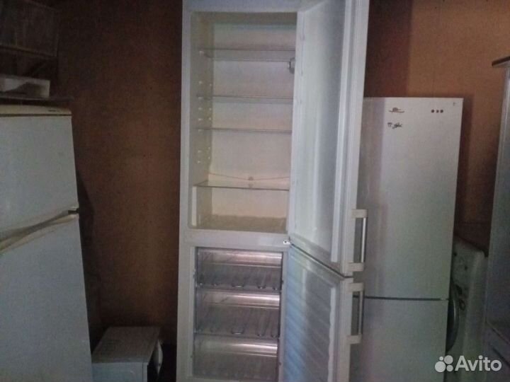 Холодильник Вирпул 2 метра