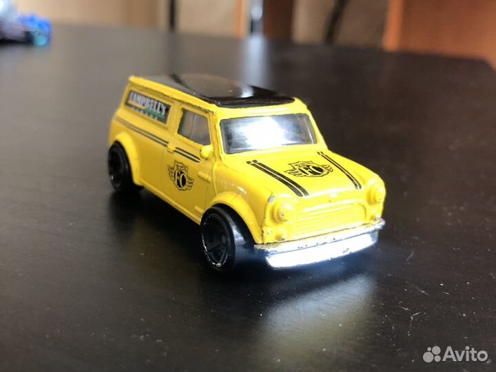 Hot wheels машинки