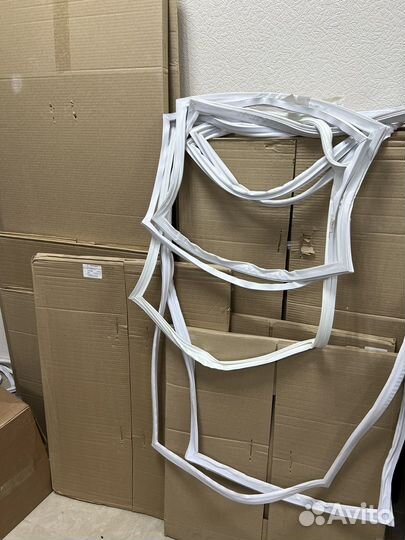 Уплотнители для холодильников Индезит, Атлант