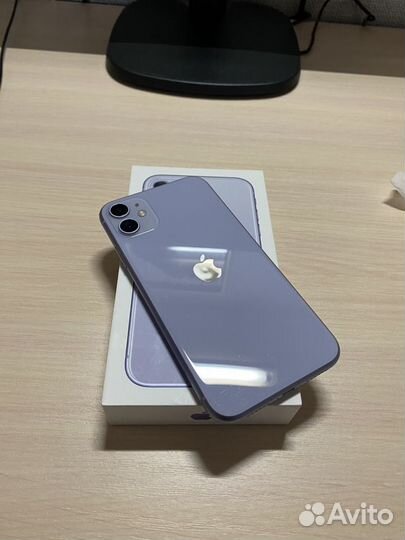 iPhone 11, 64 ГБ