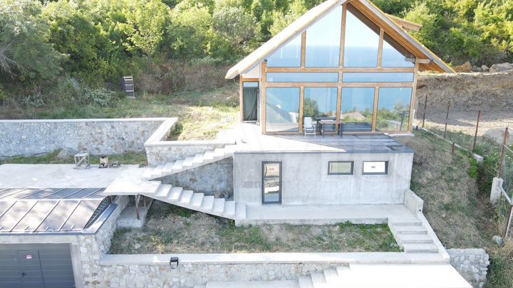 Дом 157,7 м² на участке 6,7 сот.