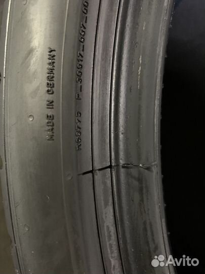 Pirelli P Zero 285/30 R21