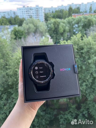 Смарт часы honor