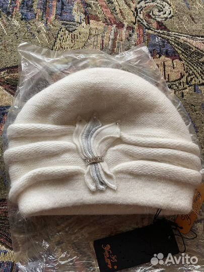 Шапка женская новая