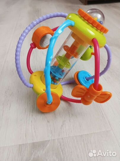 Развивающие игрушки для малышей