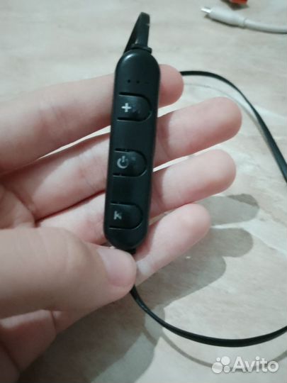 Беспроводные наушники