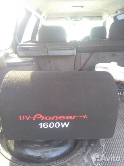 Cабвуфер Pioneer 1600w активный
