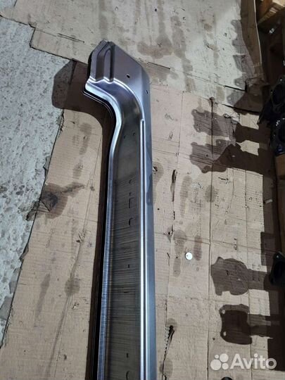 Порог правый левый на УАЗ patriot цена за штуку