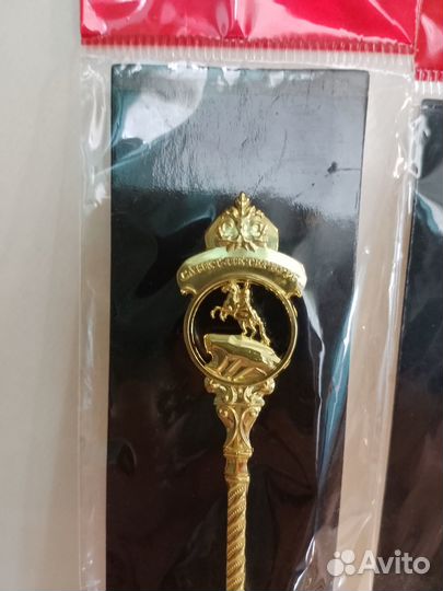 Сувениры из разных стран Ложки из Санкт-Петербурга