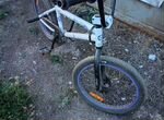 Продам велосипед трюковой BMX