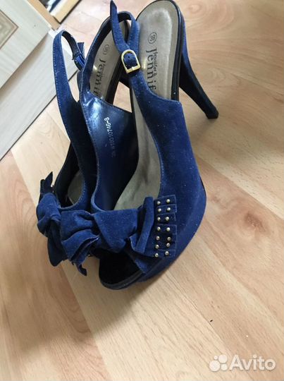 Обувь пакетом