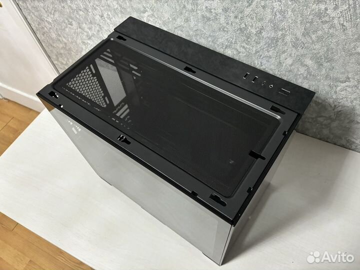 Lian Li O11 Dynamic Mini