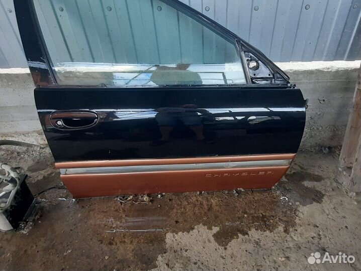 Двери на Chrysler Concord 1