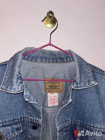 Куртка джинсовая levis