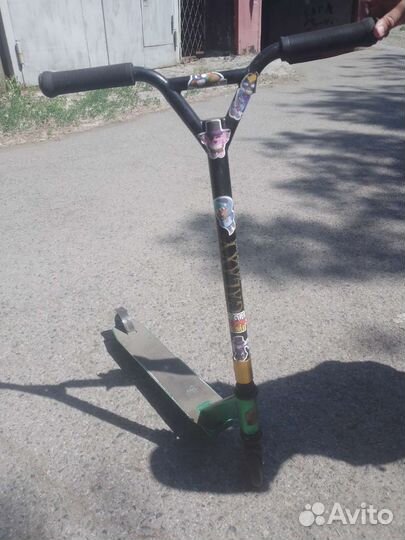 Трюковой самокат