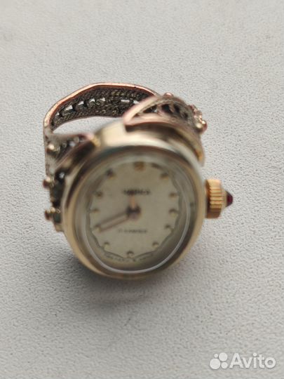 Часы -кольцо Чайка скань рубин позолота AU 17,5 ра