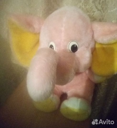 Розовый слоник