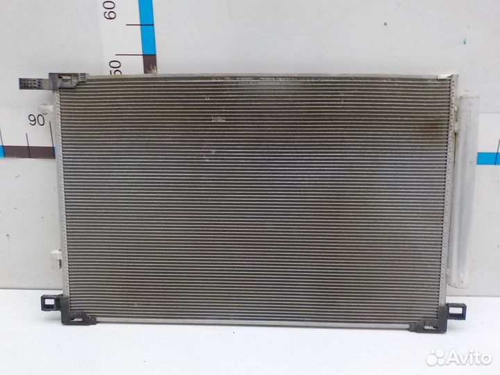 Радиатор кондиционера на Toyota RAV-4