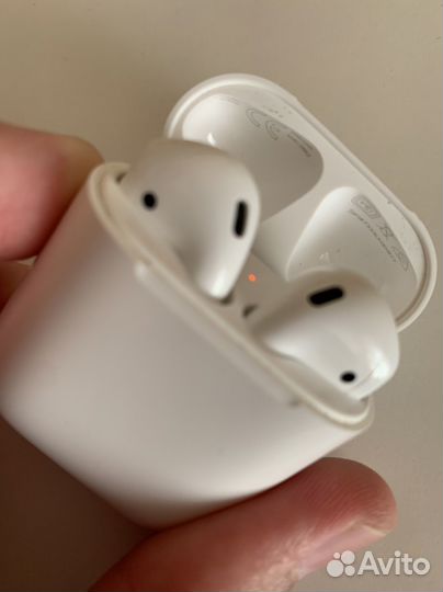Airpods 1