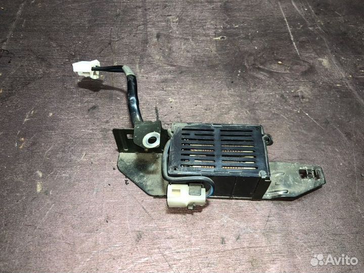 Усилитель антенны Mazda Millenia TA5P-301434 KL