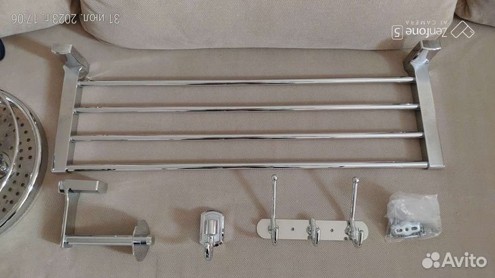 Аксессуары для ванной комнаты