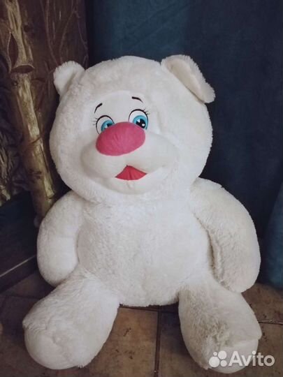 Большие плюшевые медведи