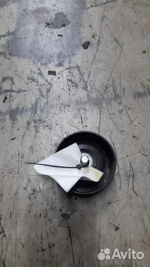 Ролик обводного навесного оборудования teana 32