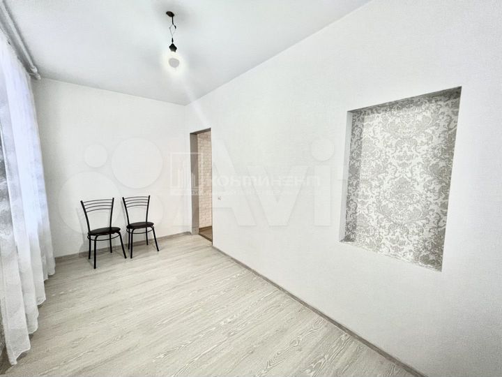 2-к. квартира, 40 м², 1/2 эт.