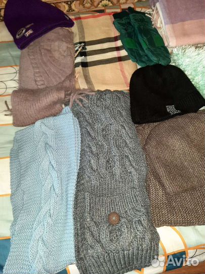 Шапки и шарфы женские