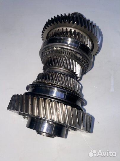 Выходной (вторичный) вал 1 DCT250 в сборе