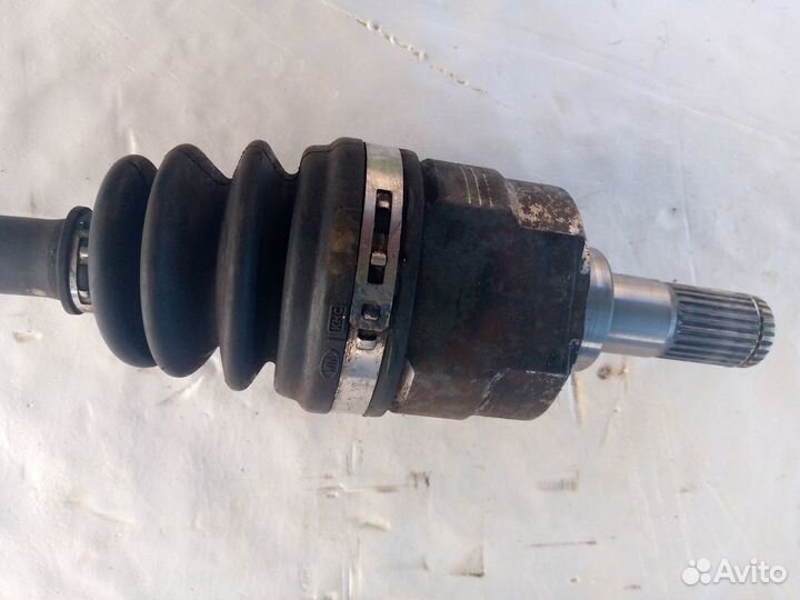 Привод передний левый Kia Rio 3, Hyundai Solaris