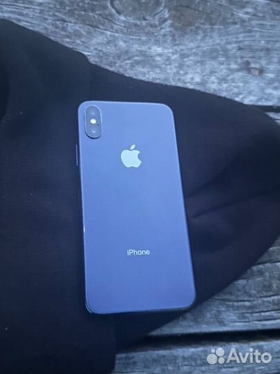 iPhone X, 256 ГБ