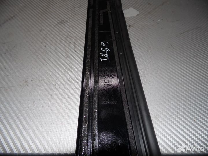 Накладка стойки двери левая lexus GS 4