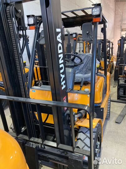 Вилочный погрузчик Hyundai 25LE-7, 2023