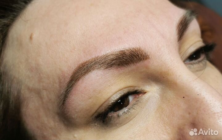 Пудровые брови