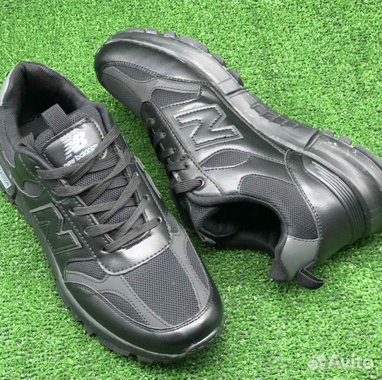 New Balance: мужские, черные кроссовки, 41-46