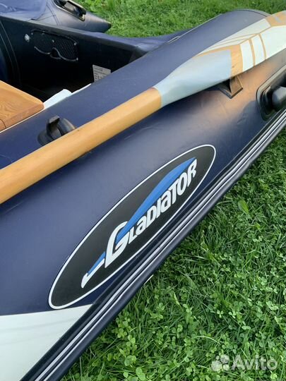 Надувная лодка gladiator C370AL