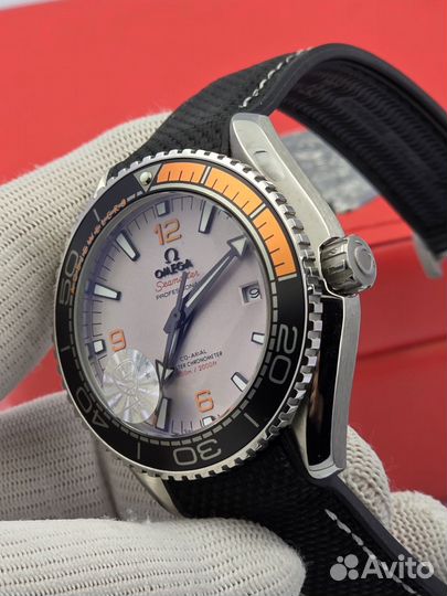 Наручные часы omega