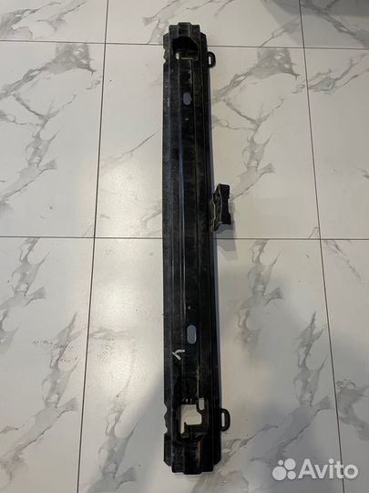 Усилитель переднего бампера Rio -11 (Б/У)