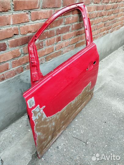 Дверь передняя левая на Опель астра j