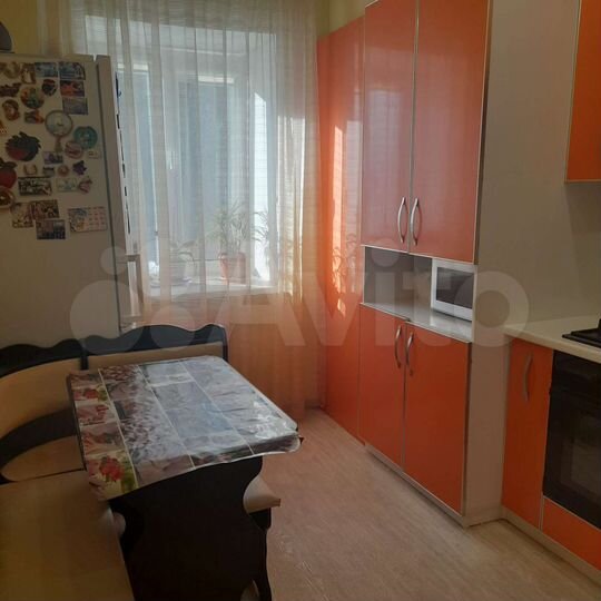 3-к. квартира, 70 м², 1/9 эт.