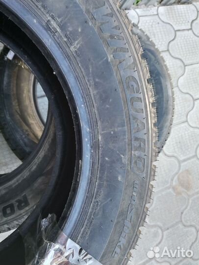 Roadstone Winguard WinSpike SUV 225/65 R17 106T